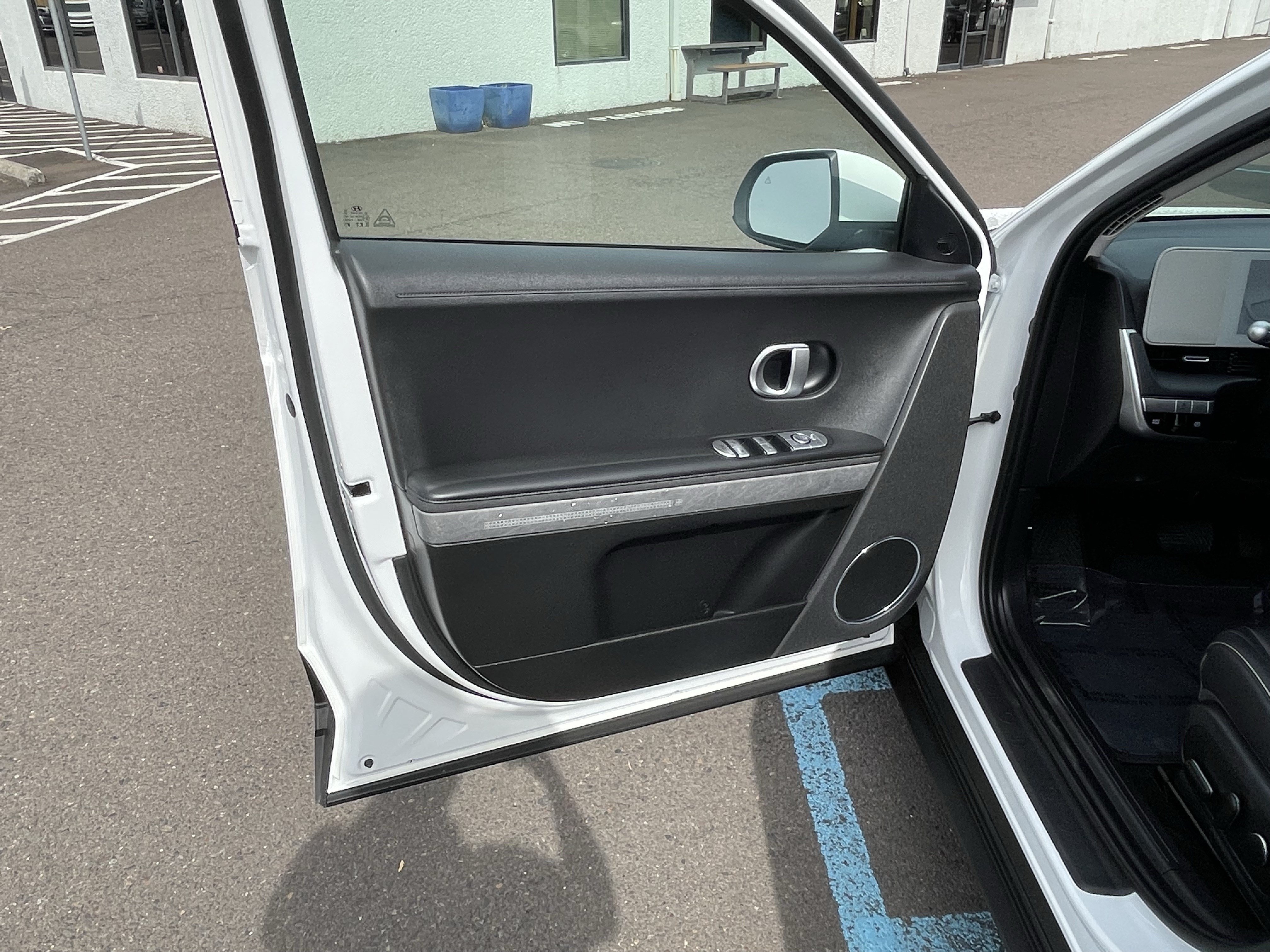Certified 2023 Hyundai Ioniq 5 SEL AWD/4WD image 16