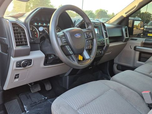 Used 2018 Ford F150 XLT w/ Trailer Tow Package AWD/4WD image 8
