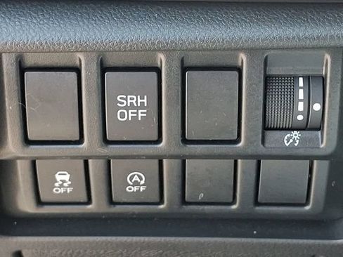 Used 2023 Subaru Forester AWD/4WD image 23