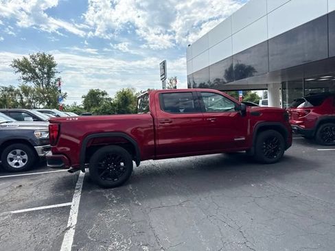 Used 2023 GMC Sierra 1500 Elevation AWD/4WD image 5