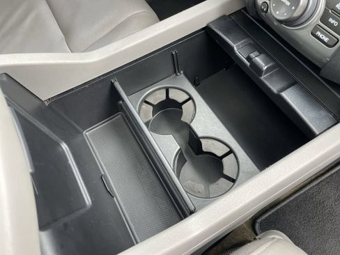 Used 2015 Honda Pilot Touring image 32