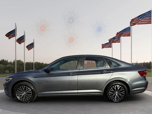 Used 2019 Volkswagen Jetta SEL FWD image 2