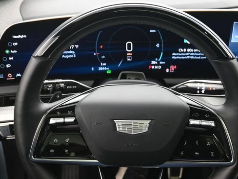 Used 2026 Cadillac Optiq Sport 1 AWD/4WD image 9