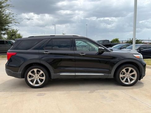 Used 2020 Ford Explorer Platinum w/ Premium Technology Package AWD/4WD image 10