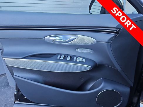 Used 2022 Genesis GV70 3.5T Sport image 28