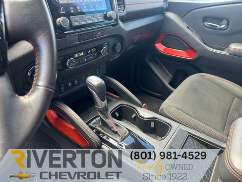Used 2023 Nissan Frontier PRO-4X AWD/4WD image 11