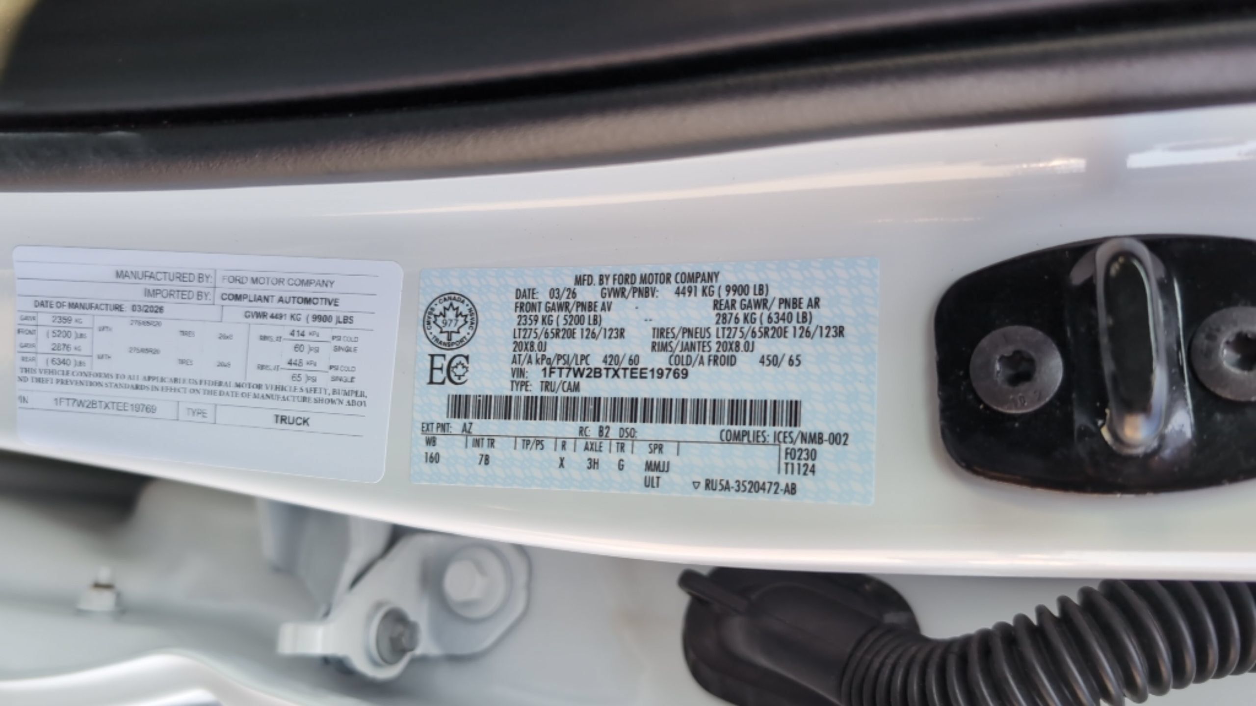 Used 2026 Ford F250 Platinum AWD/4WD image 31