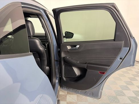 Used 2025 Ford Escape ST-Line Select AWD/4WD image 28