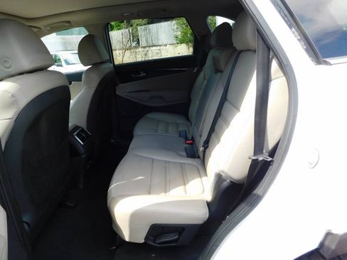 Used 2019 Kia Sorento EX w/ EX Touring Package AWD/4WD image 8