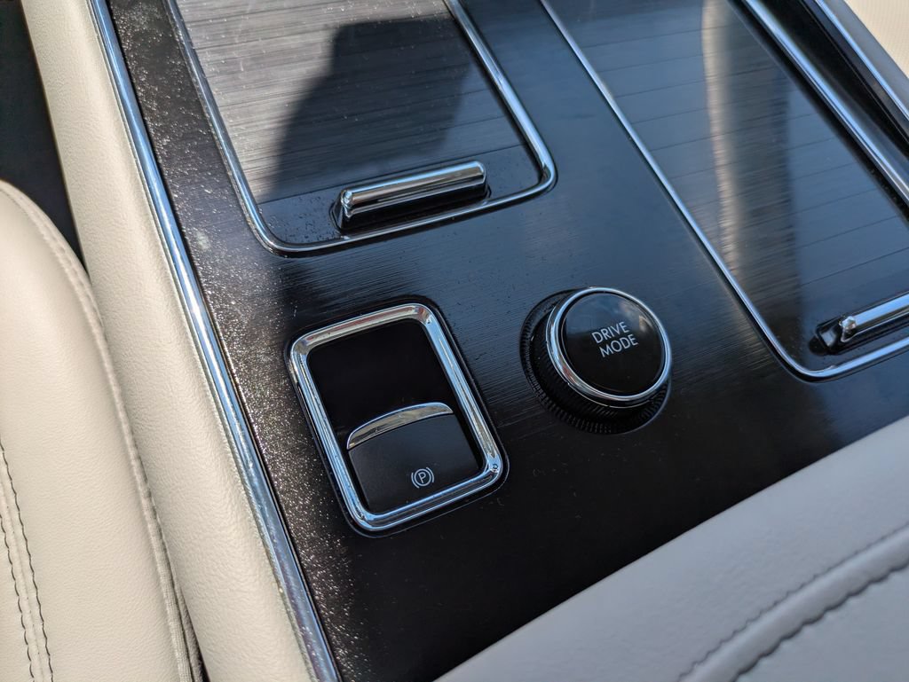 Used 2026 Lincoln Aviator 2WD image 11
