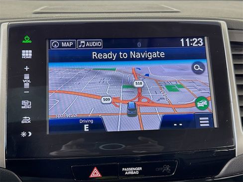 Used 2016 Honda Pilot Touring image 38