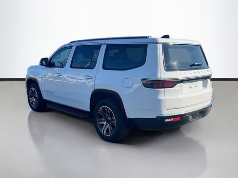 Used 2024 Jeep Wagoneer Series II w/ Flexible Seating Group image 5