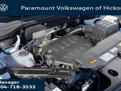 New 2026 Volkswagen Atlas Cross Sport SE AWD/4WD image 17