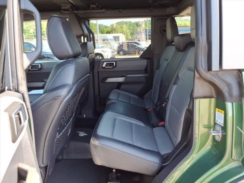 Used 2023 Ford Bronco Everglades AWD/4WD image 12