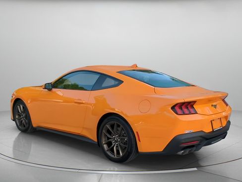 Certified 2026 Ford Mustang Coupe RWD image 20