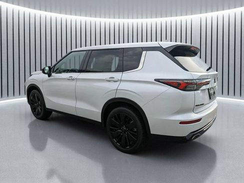 New 2026 Mitsubishi Outlander LE FWD image 6