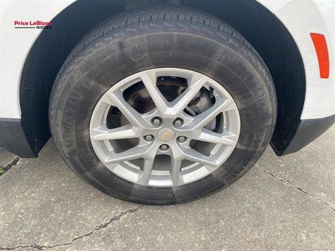 Used 2024 Chevrolet Equinox LT image 9