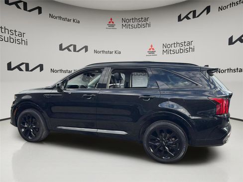 Used 2023 Kia Sorento SX AWD/4WD image 2