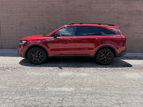 Used 2022 Kia Sorento S AWD/4WD image 2
