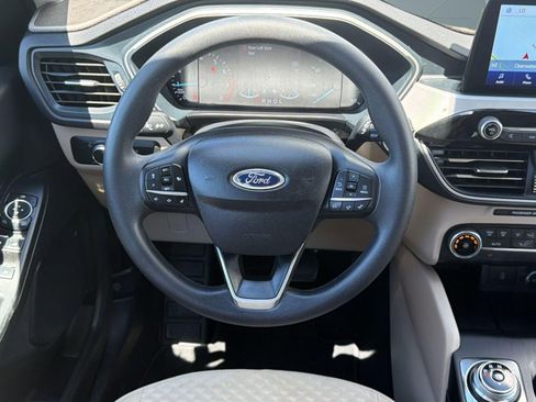 Used 2020 Ford Escape SE FWD image 16