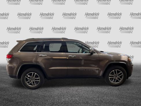 Used 2020 Jeep Grand Cherokee Limited AWD/4WD image 11