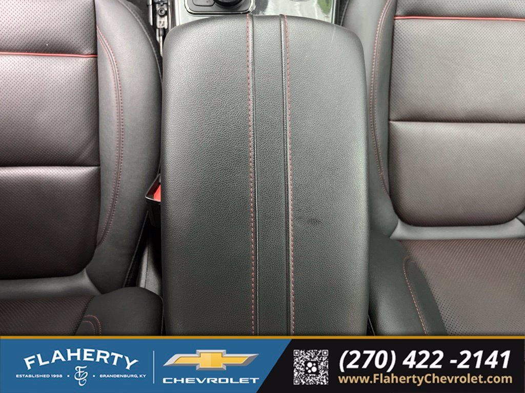 Used 2025 Chevrolet Blazer RS w/ Enhanced Convenience Package FWD image 33
