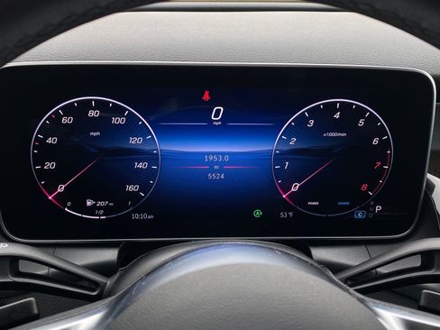 Used 2025 Mercedes-Benz GLC 300 image 24