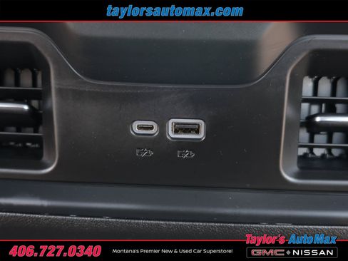 Used 2023 Chevrolet Silverado 1500 RST AWD/4WD image 33