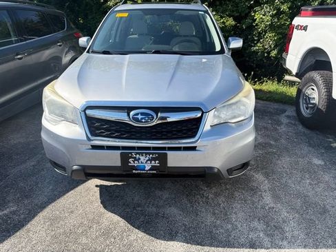 Used 2015 Subaru Forester 2.5i Premium w/ Popular Package #2 AWD/4WD image 2