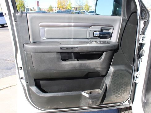 Used 2024 RAM 1500 Classic SLT image 17