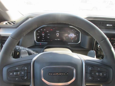 New 2026 GMC Sierra 1500 Denali w/ Denali Reserve Package image 19