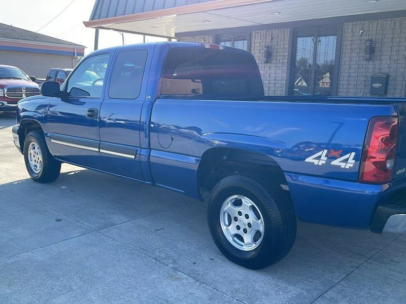 Used 2003 Chevrolet Silverado 1500 LS AWD/4WD image 15
