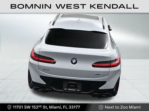 Used 2025 BMW X4 xDrive30i image 16