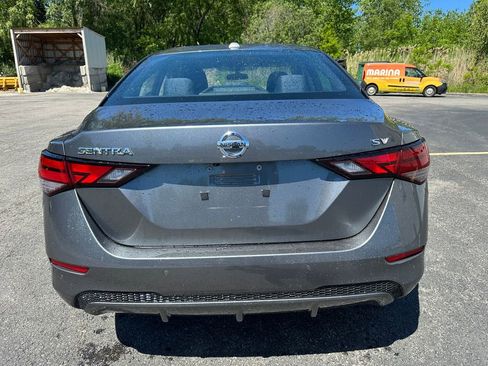 Used 2020 Nissan Sentra SV FWD image 13