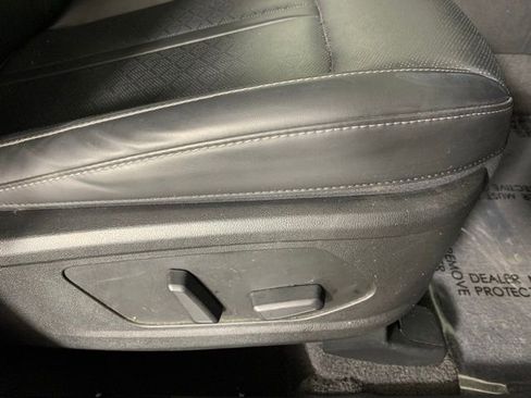 Used 2023 Kia Sorento SX image 25