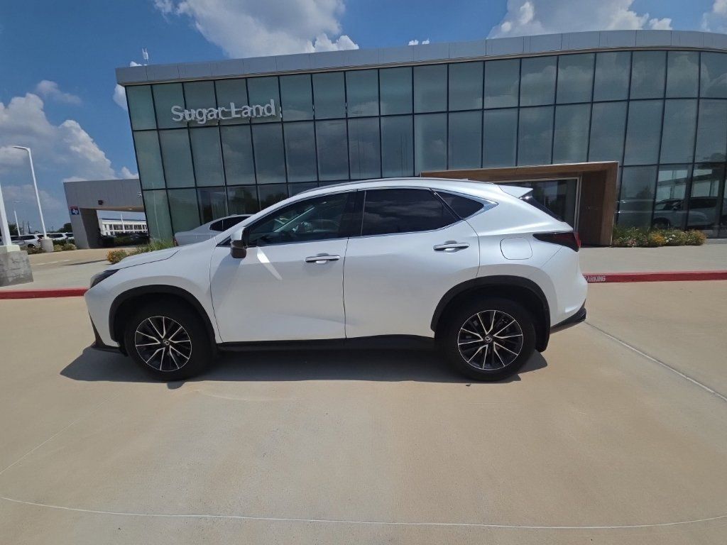 Used 2024 Lexus NX 250 FWD image 11