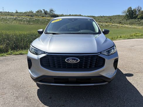 Used 2024 Ford Escape Active AWD/4WD image 8