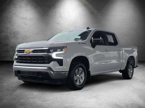 Certified 2025 Chevrolet Silverado 1500 LT RWD image 5
