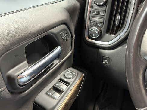 Used 2022 Chevrolet Silverado 1500 LT w/ Bed Protection Package AWD/4WD image 26