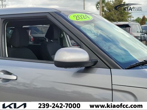 Certified 2024 Kia Soul LX FWD image 8