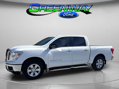 Used 2018 Nissan Titan SV