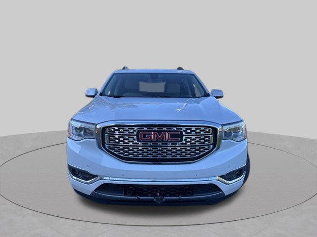 Used 2017 GMC Acadia Denali w/ Technology Package AWD/4WD image 2