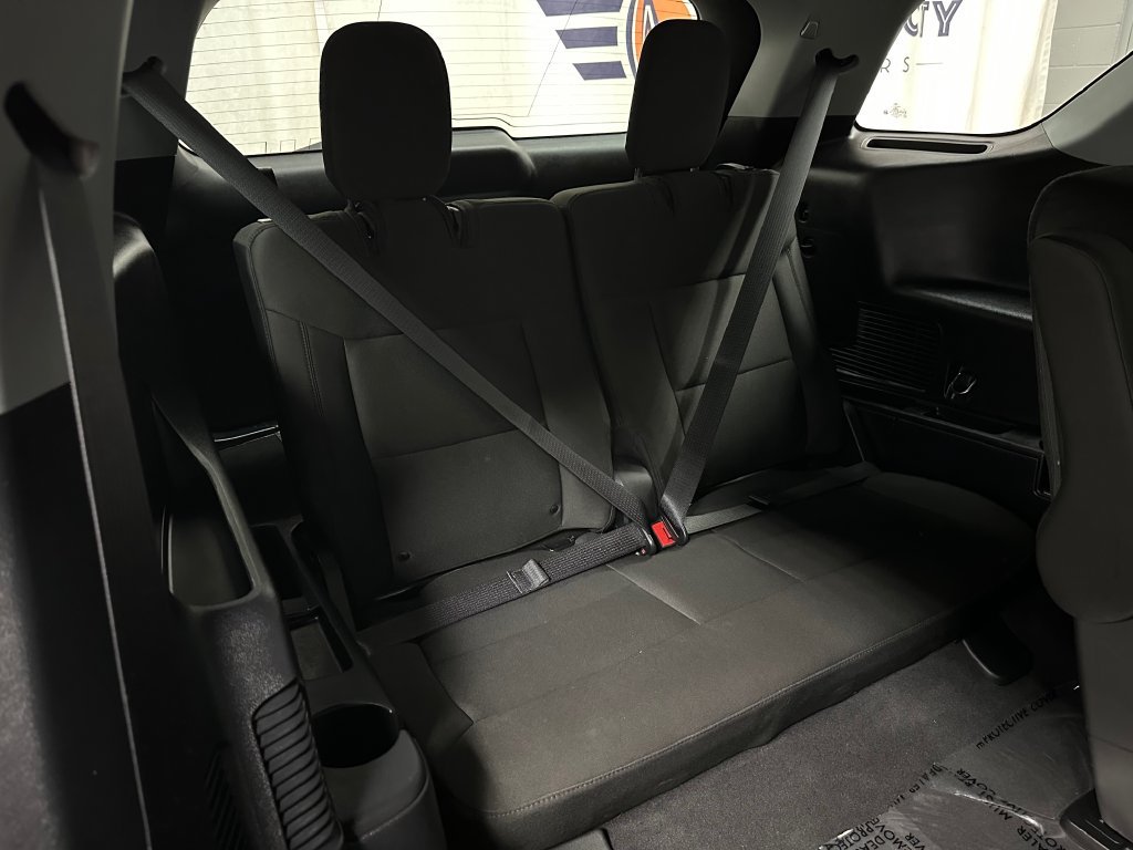 Used 2022 Ford Explorer XLT AWD/4WD image 23