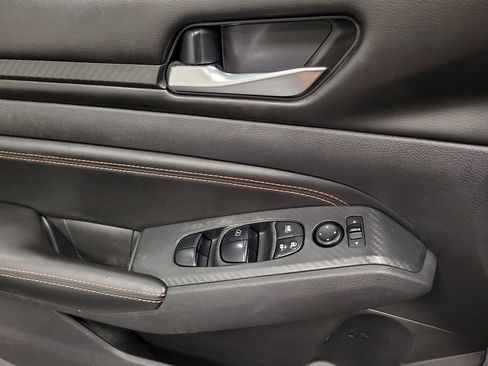 Used 2020 Nissan Altima 2.5 SR w/ Premium Package FWD image 29