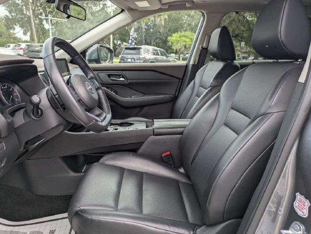 Used 2023 Nissan Rogue SV w/ SV Premium B Package FWD image 25