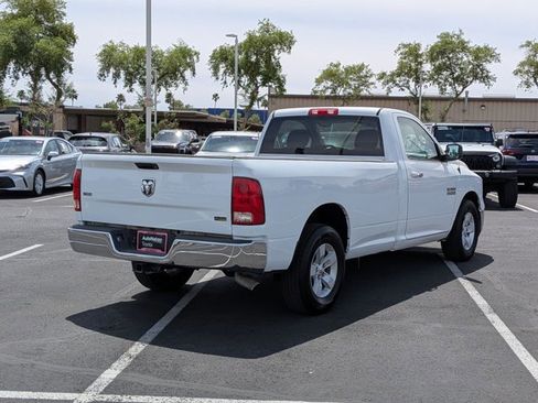 Used 2017 RAM 1500 Classic SLT RWD image 5