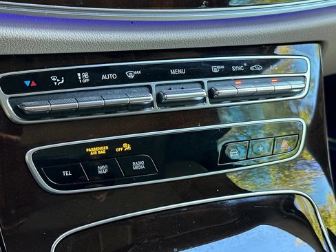 Certified 2022 Mercedes-Benz E 350 Sedan image 21