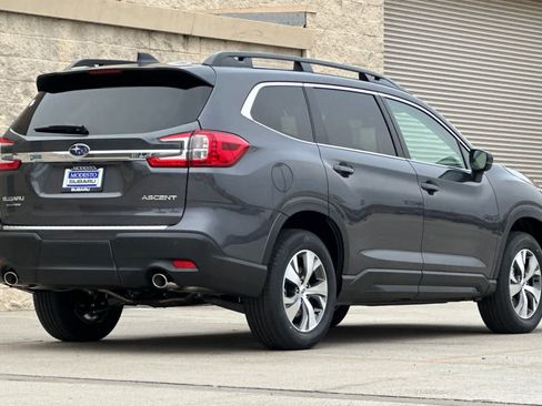 New 2025 Subaru Ascent Premium image 3