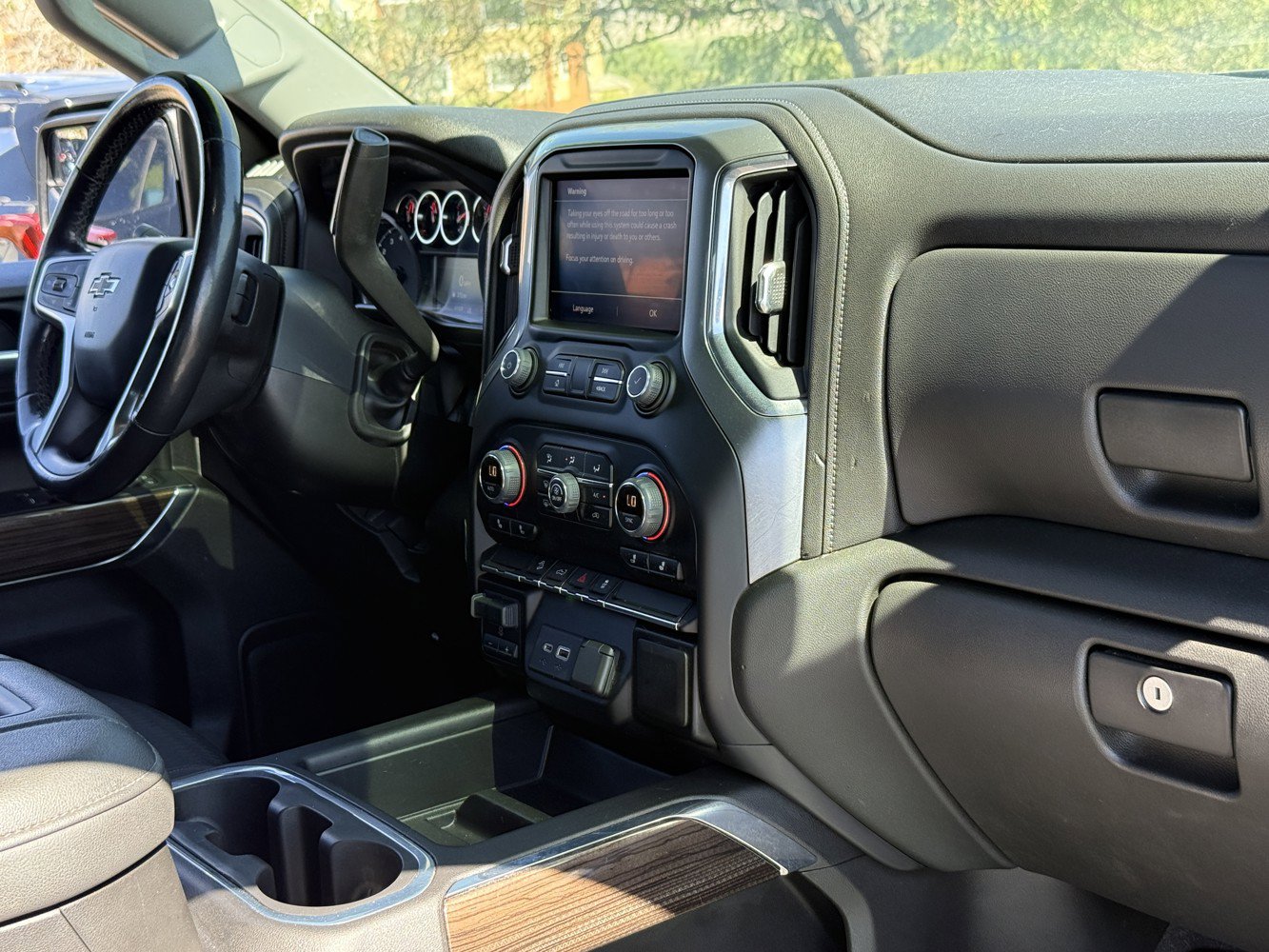 Used 2021 Chevrolet Silverado 1500 LT Trail Boss AWD/4WD image 25
