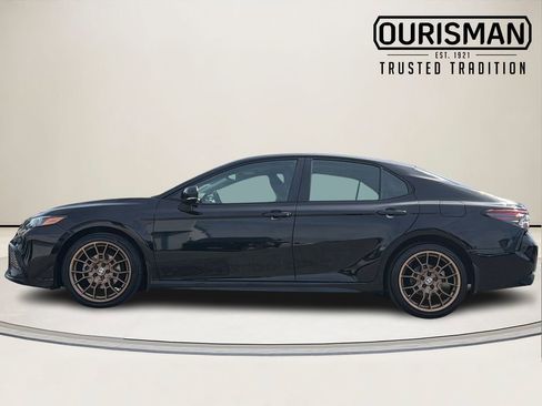 Used 2024 Toyota Camry SE w/ Convenience Package FWD image 3